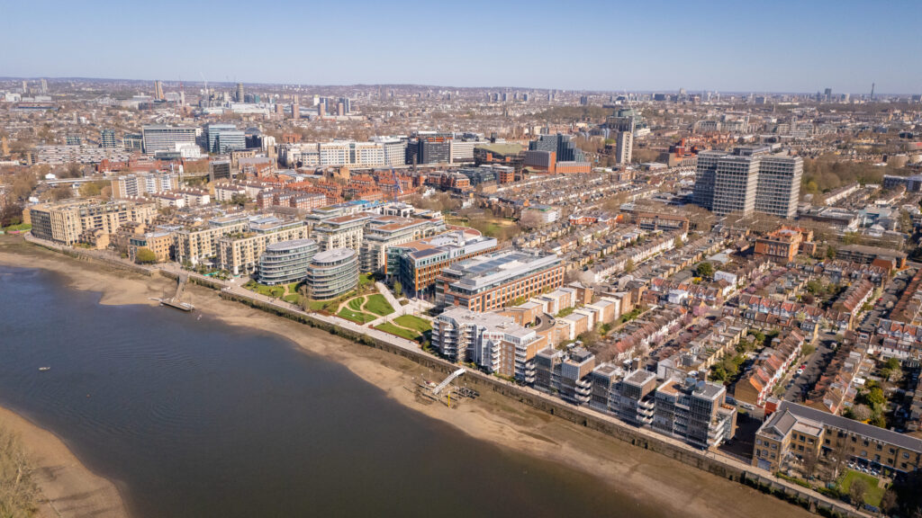 Lab Space in London at Refinery